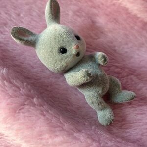 Vintage baby grey bottle feeder bunny calico critters epoch